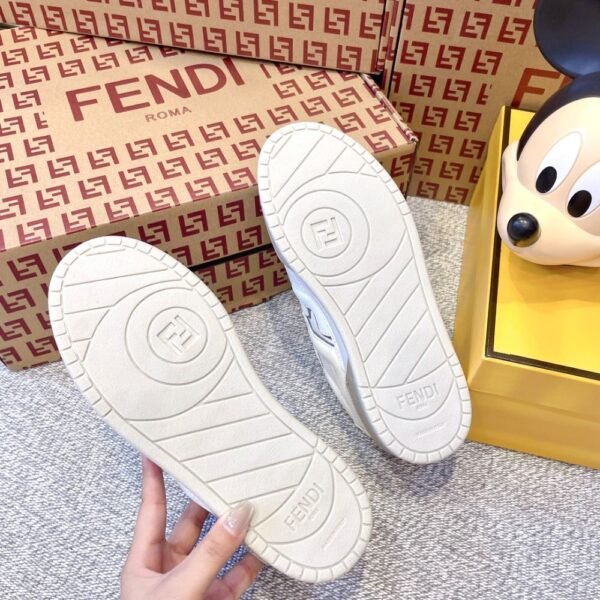 Fendi FD match White