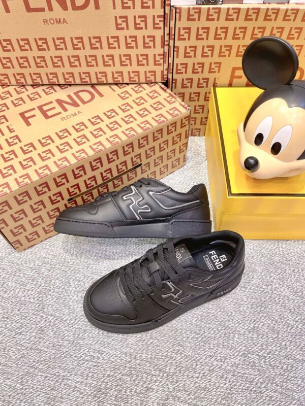 Fendi FD match Black