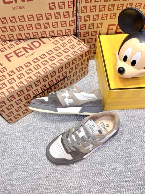 Fendi FD match Brown and Grey