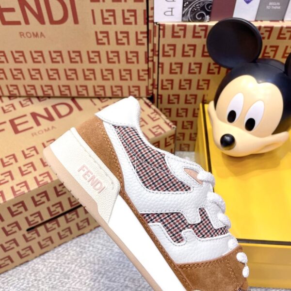Fendi FD match Camel