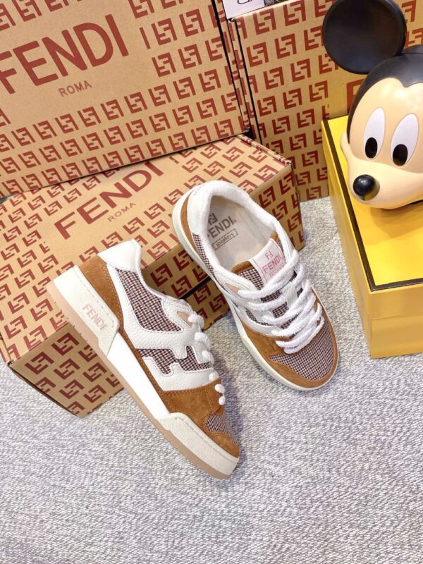 Fendi FD match Camel