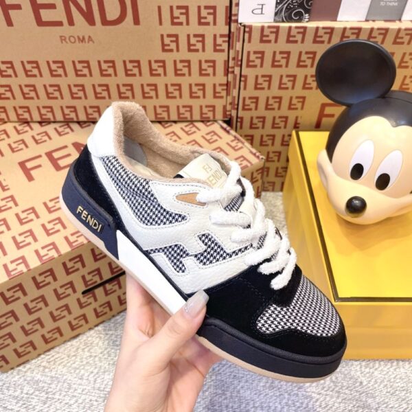 Fendi FD match Black and White Grid