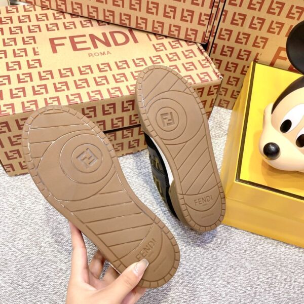 Fendi FD match Black and Brown