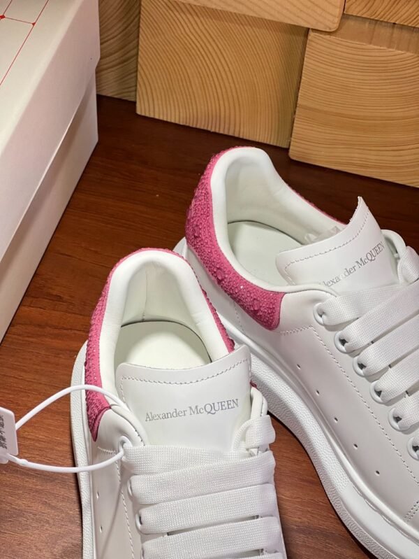 Alexander Mcqueen  Diamond White Pinkred
