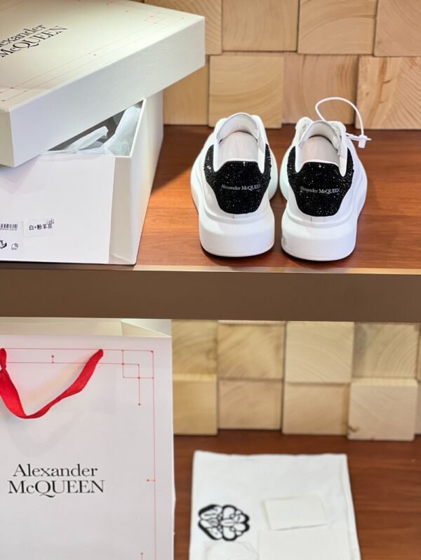 Alexander Mcqueen  Diamond White Black