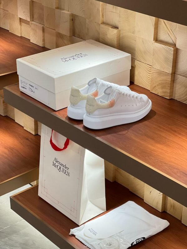 Alexander Mcqueen  Diamond White Beige Gradient