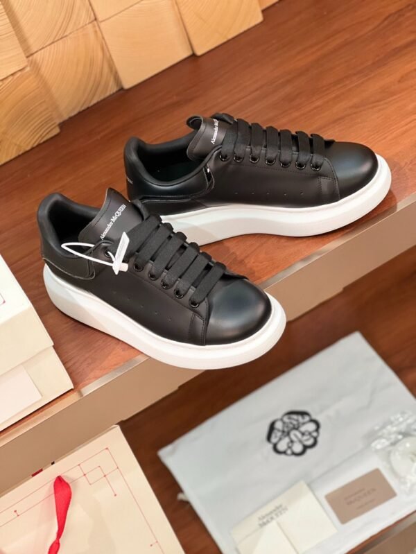 Alexander Mcqueen 24ss Black