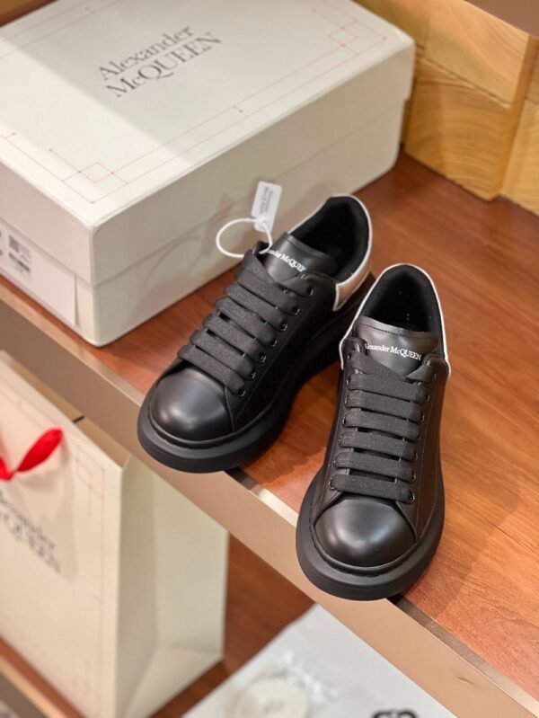 Alexander Mcqueen 24ss Black and Sliver