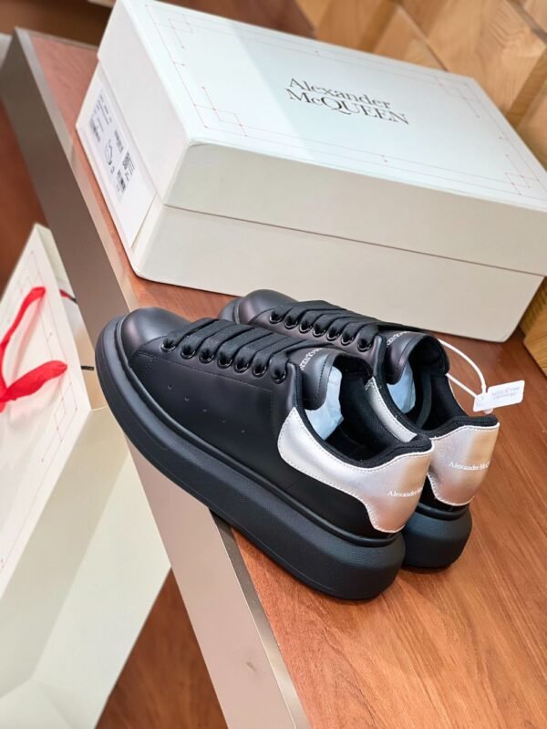 Alexander Mcqueen 24ss Black and Sliver