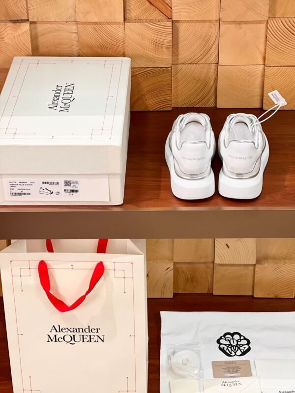 Alexander Mcqueen  24ss White Sliverstrip