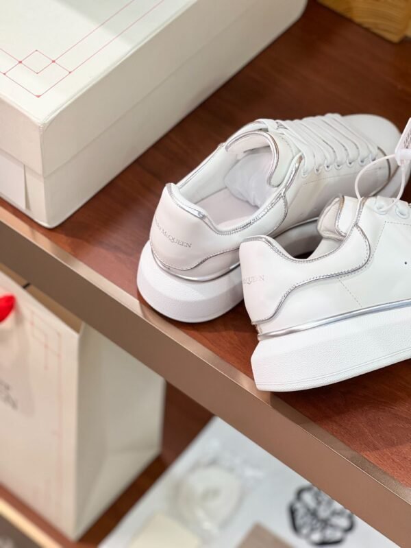 Alexander Mcqueen  24ss White Sliverstrip