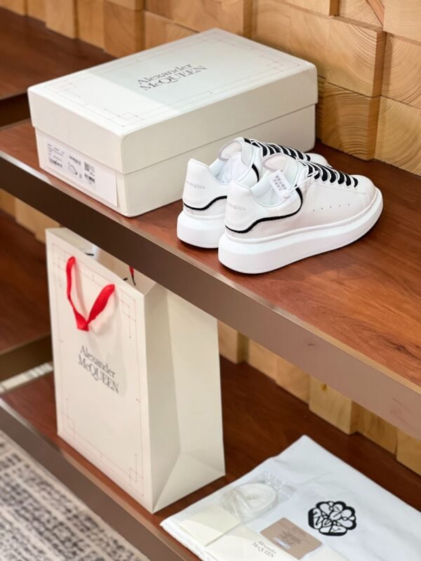 Alexander Mcqueen 24ss White Blackstrip