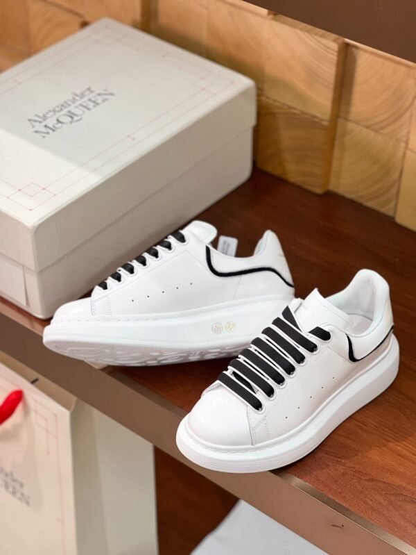 Alexander Mcqueen 24ss White Blackstrip