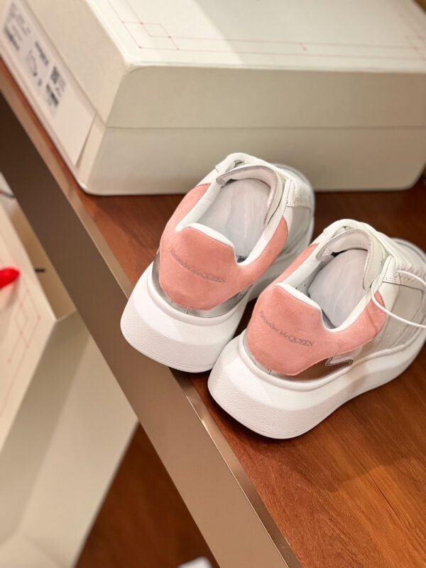 Alexander Mcqueen  24ss White and Pink