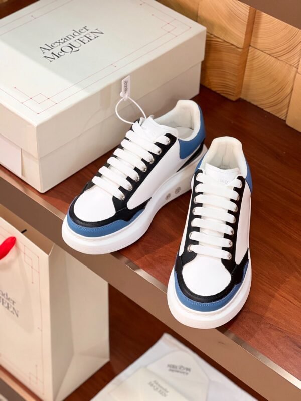 Alexander Mcqueen  24ss White Black Blue