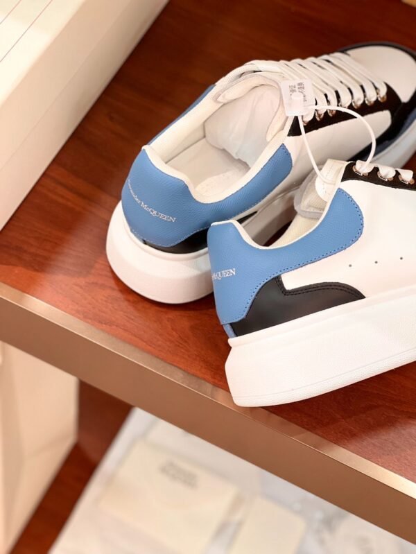 Alexander Mcqueen  24ss White Black Blue