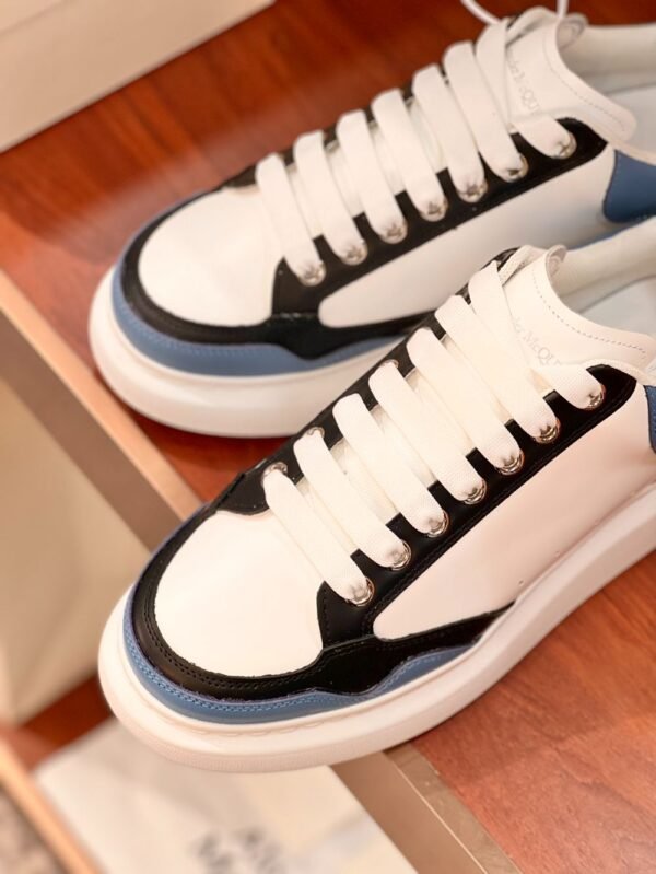 Alexander Mcqueen  24ss White Black Blue