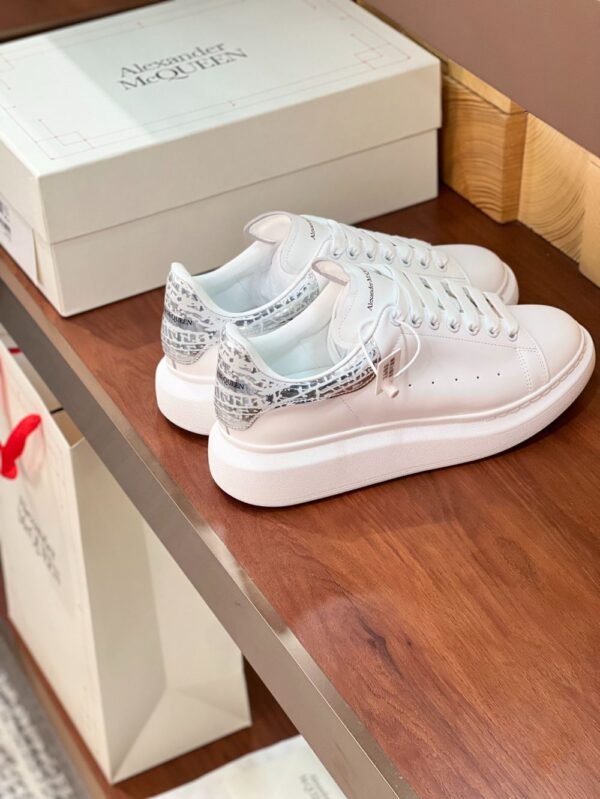 Alexander Mcqueen White Sliverwhite