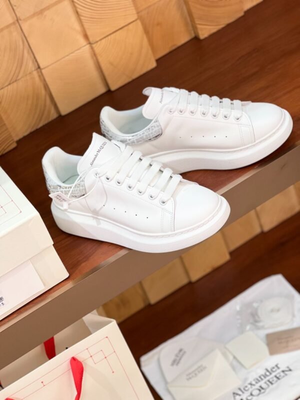 Alexander Mcqueen White Sliverwhite