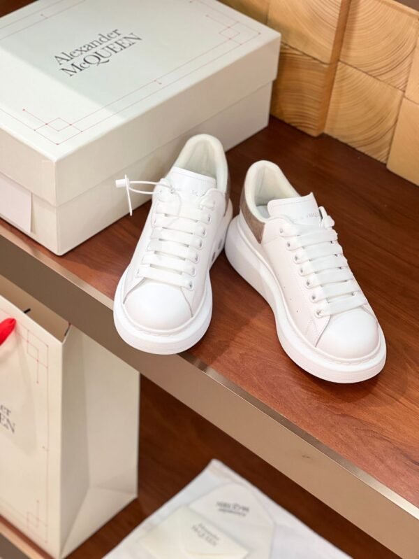 Alexander Mcqueen White Leather Brown