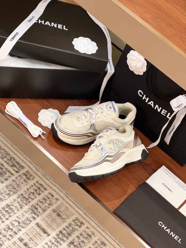 Chanel CC logo White