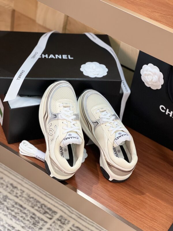 Chanel CC logo White