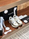 Chanel CC logo Gold White