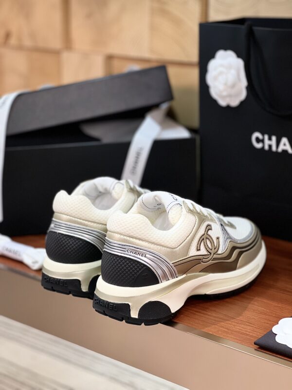 Chanel CC logo Gold White