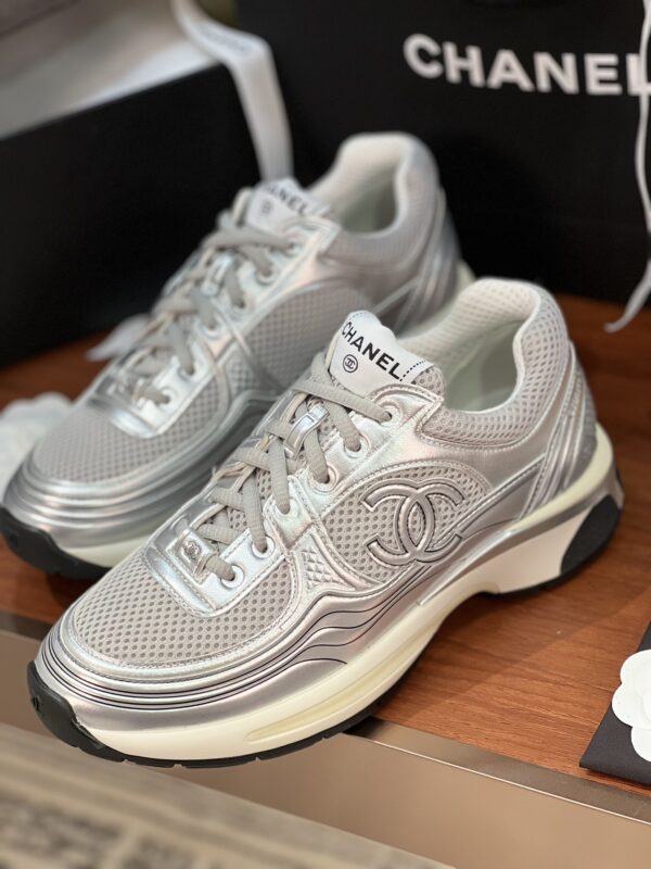 Chanel CC logo Silver Grey