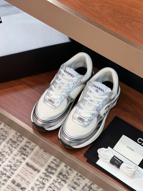 Chanel CC logo Silver White