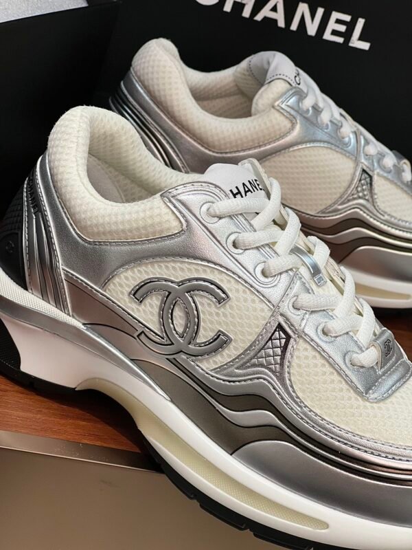 Chanel CC logo Silver White