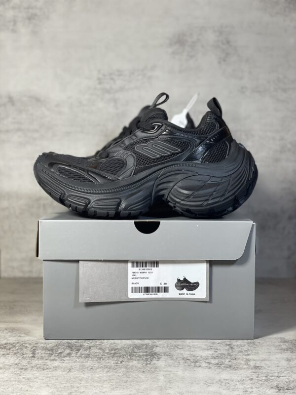 Balenciaga 10XL Black