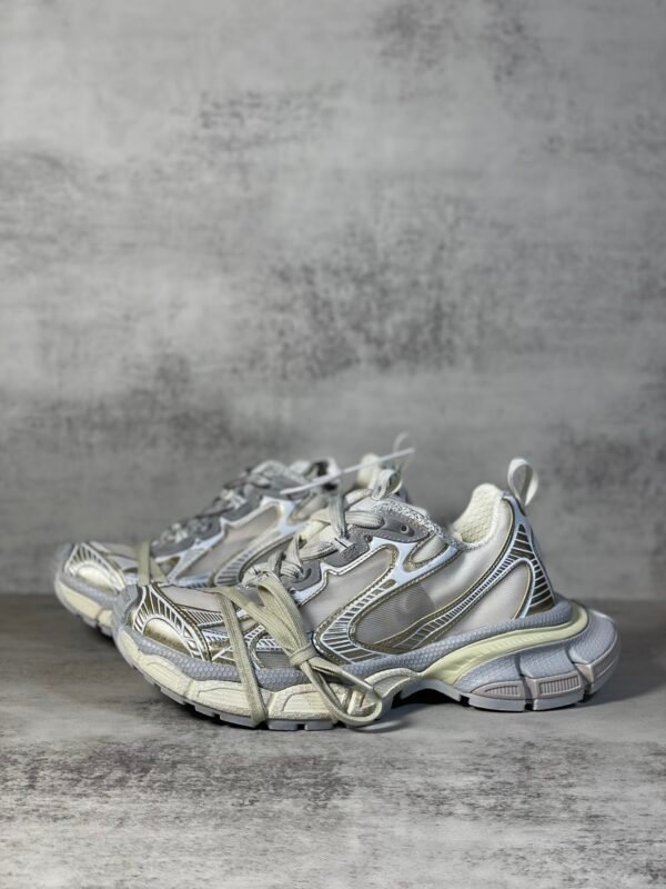 Balenciaga 3XL Cream