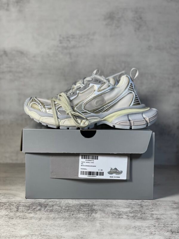 Balenciaga 3XL Cream