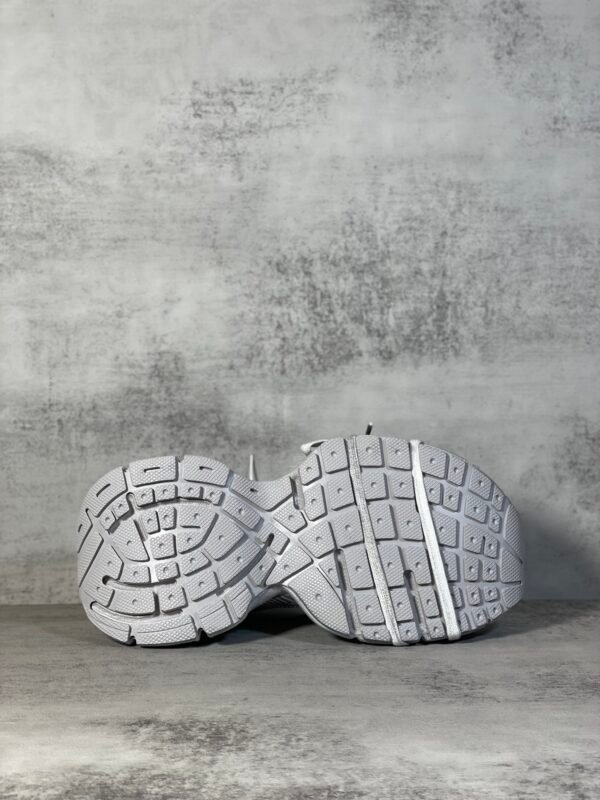 Balenciaga 3XL Silver White