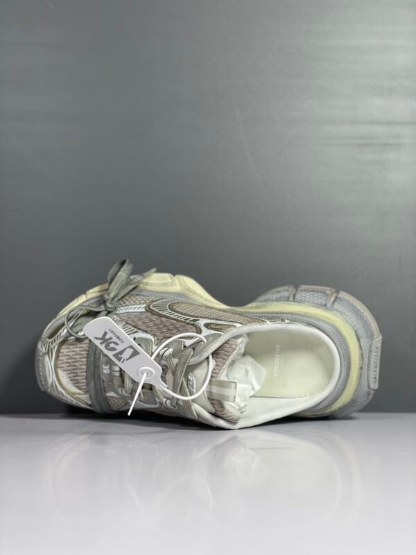 Balenciaga 3XL Slippers Cream