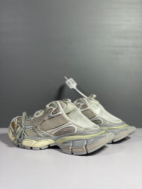 Balenciaga 3XL Slippers Cream