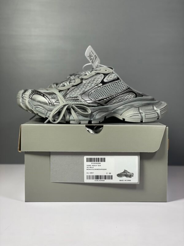 Balenciaga 3XL Slippers Grey