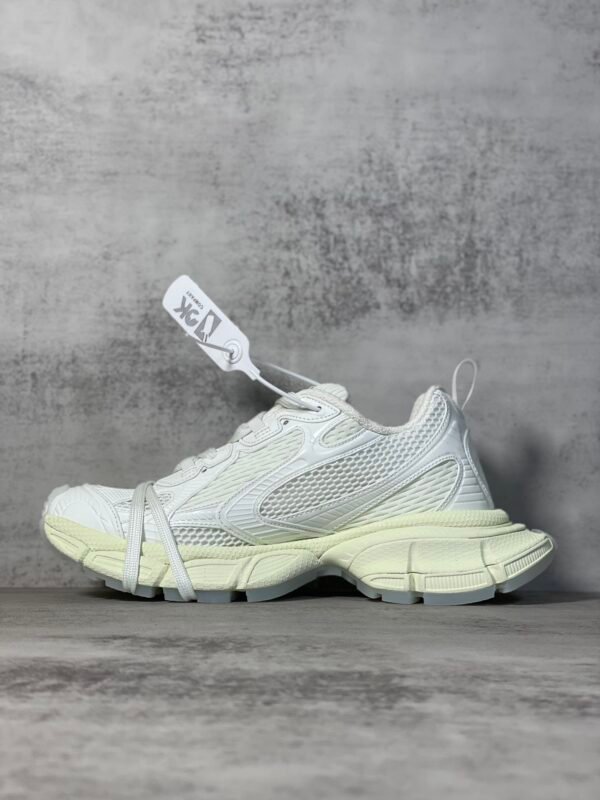 Balenciaga 3XL Night light