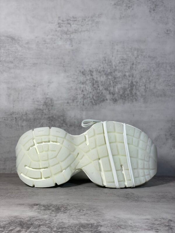 Balenciaga 3XL Night light