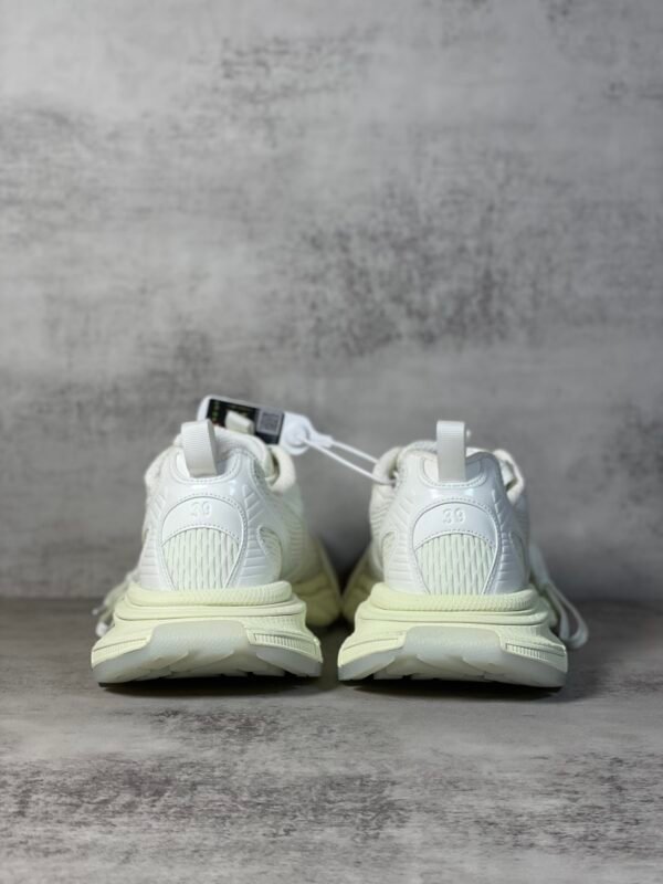 Balenciaga 3XL Night light