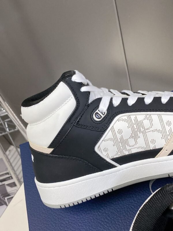 Dior  B27 High  Black and White