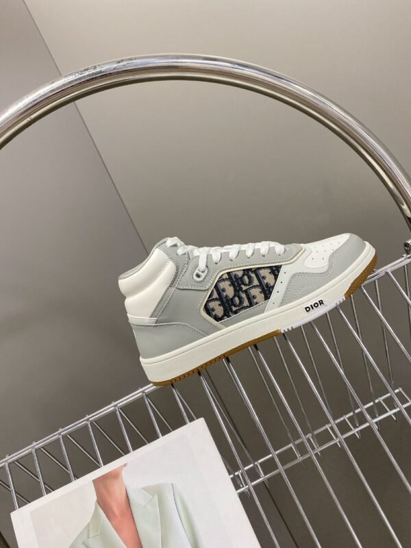 Dior B57 Grey and White