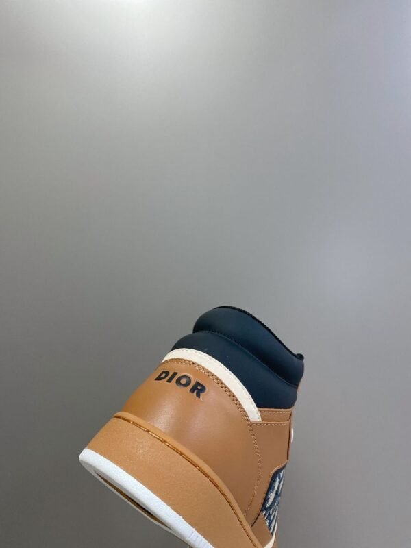 Dior  B27 Khaki and Brown