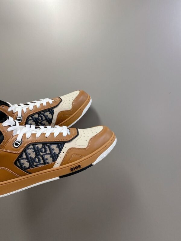 Dior  B27 Khaki and Brown