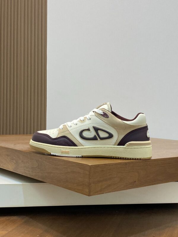 Dior  B57 Khaki