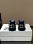 Burberry Vintage Black