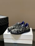 Burberry Vintage Black
