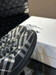 Burberry Vintage Black