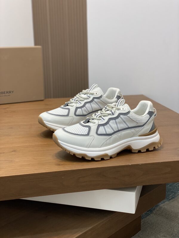 Burberry Sneaker White